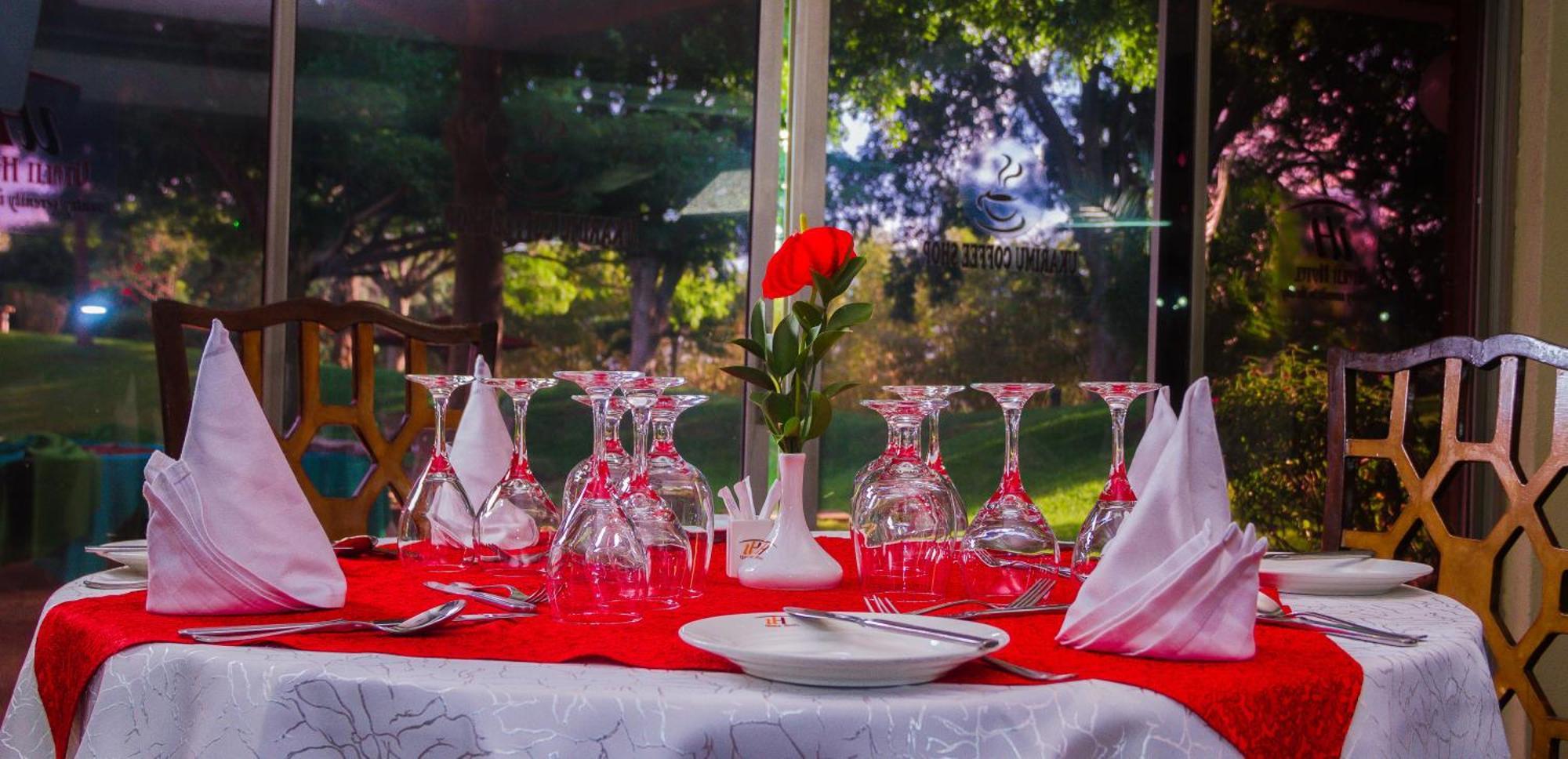 Utalii Hotel Nairobi Zewnętrze zdjęcie