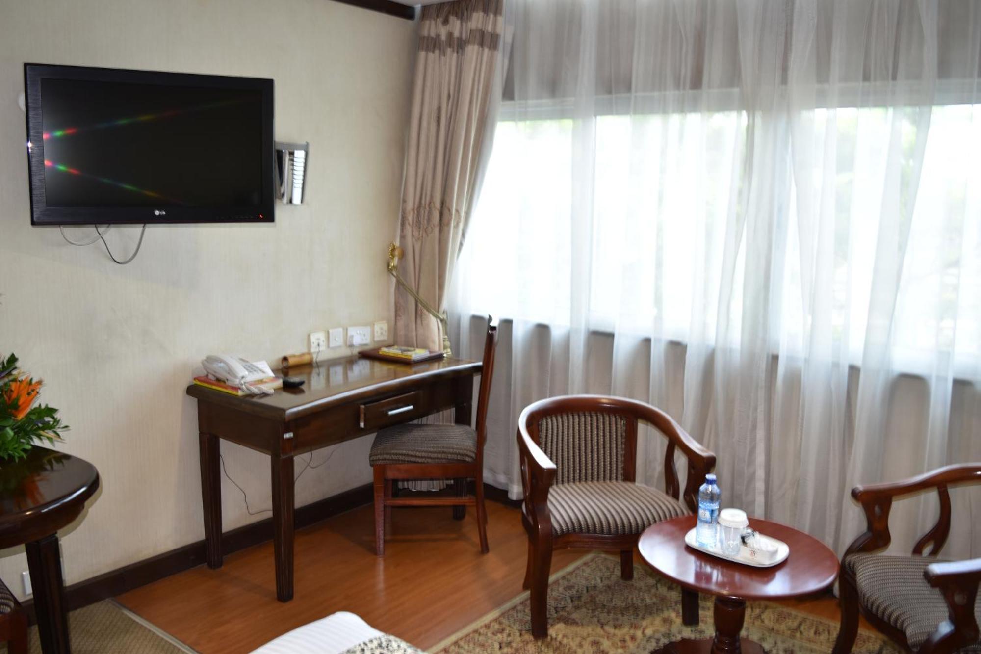 Utalii Hotel Nairobi Zewnętrze zdjęcie